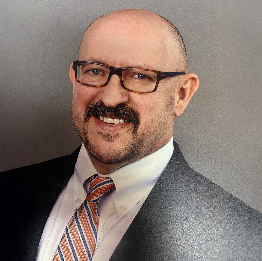Headshot of Alan Vierling